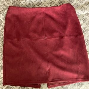 Roz & Ali Suede Skirt Size 2X